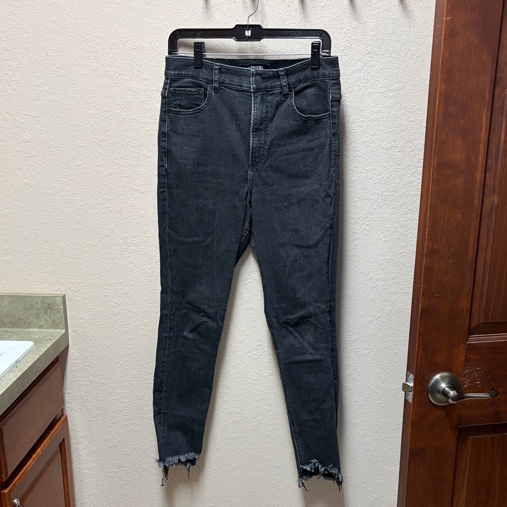 Express Charcoal Ankle Jeans with Frayed Hem